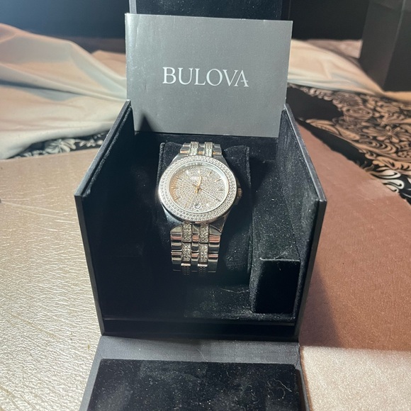 ✨💎 Bulova Phantom Crystal Pave Dial Stainless Steel Watch 💎✨ - Picture 2 of 5